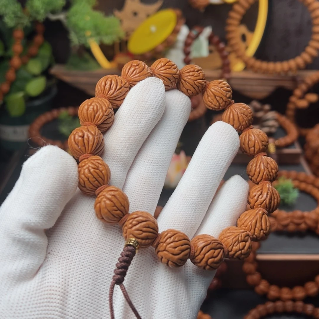 吊坠桃核黑***糊1.8祥云手持