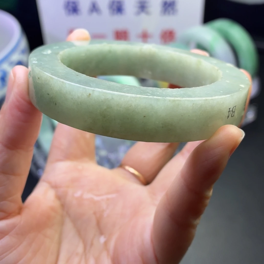 定制翡翠未镶嵌颜值超高的黄加绿贵妃开播福利