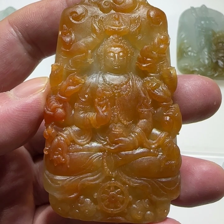 定制翡翠未镶嵌翡翠千手观音