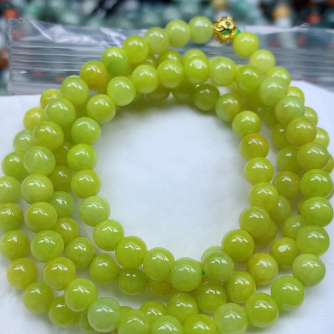 翡翠颈饰未镶嵌手串