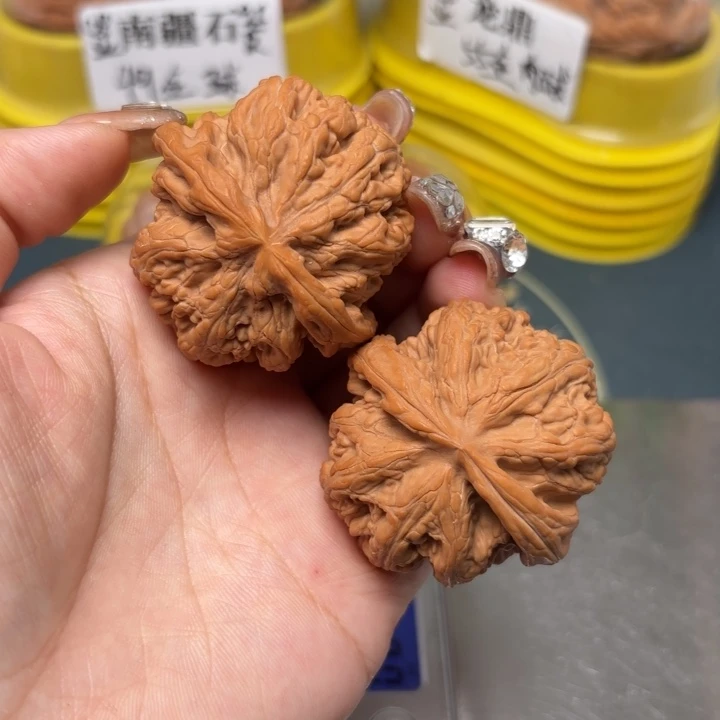 文玩核桃吊坠44-30859-02