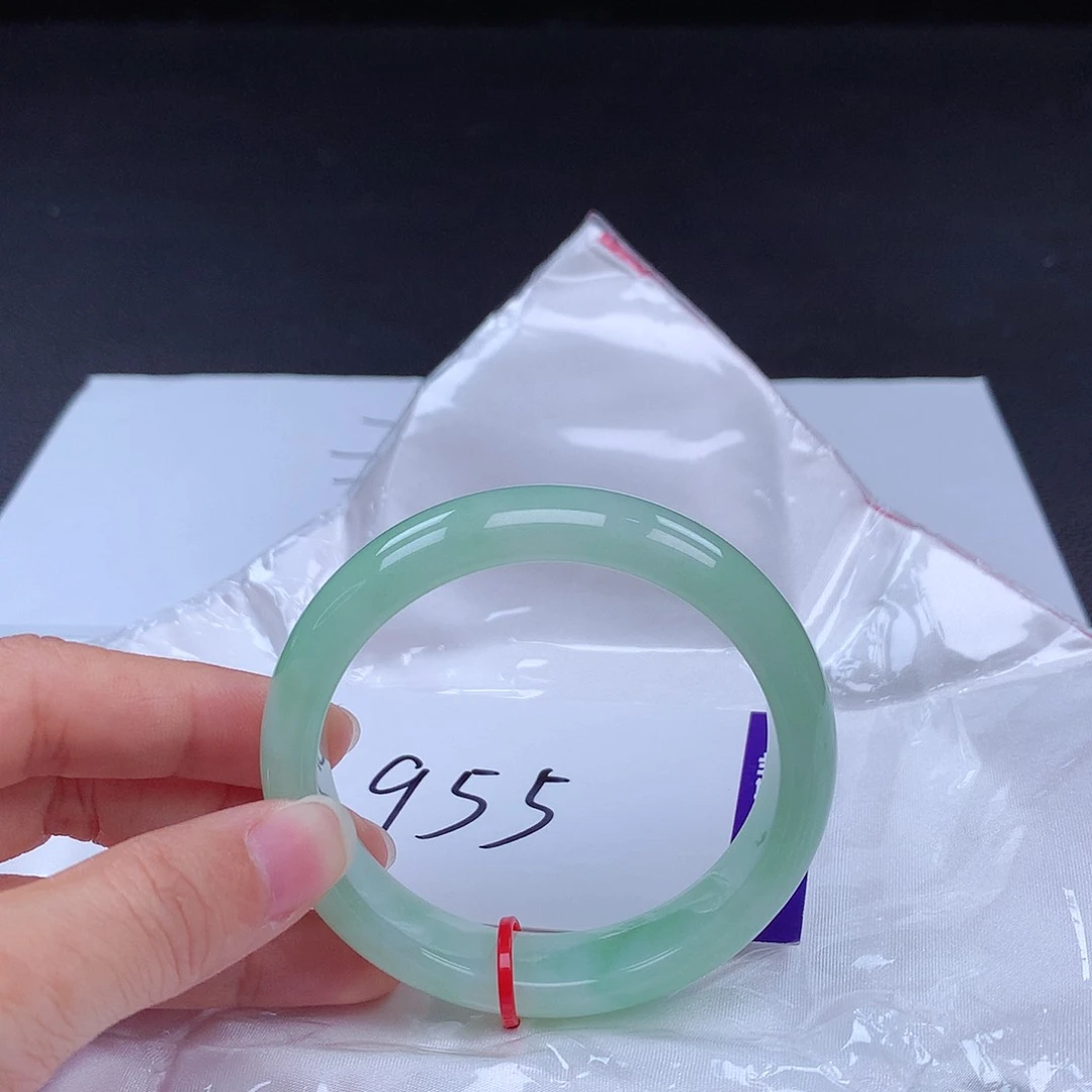 翡翠手镯未镶嵌手镯001453