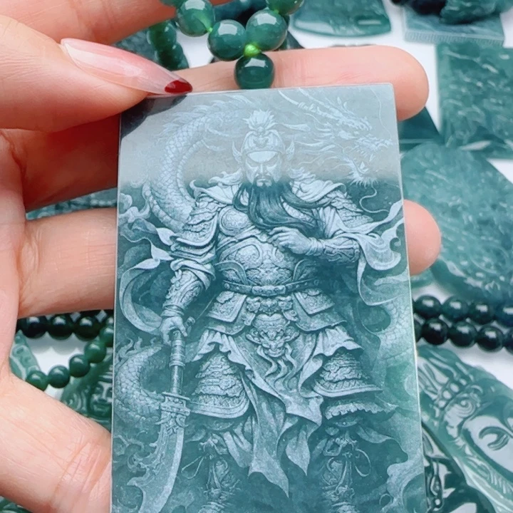 翡翠未镶嵌颈饰多样性发货天然A货翡翠