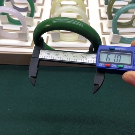 菠菜绿色61圈口正圈