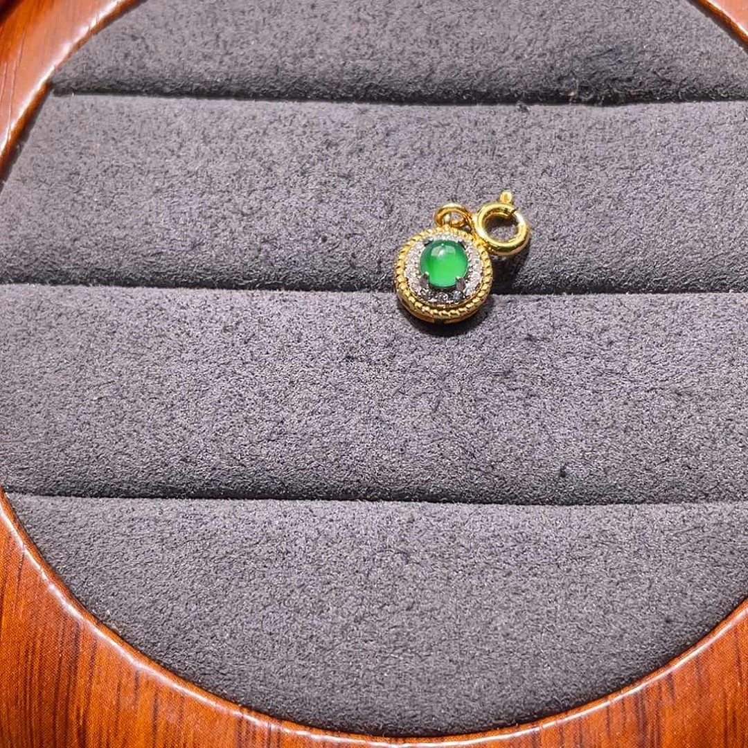 颈饰银S925镶嵌翡翠