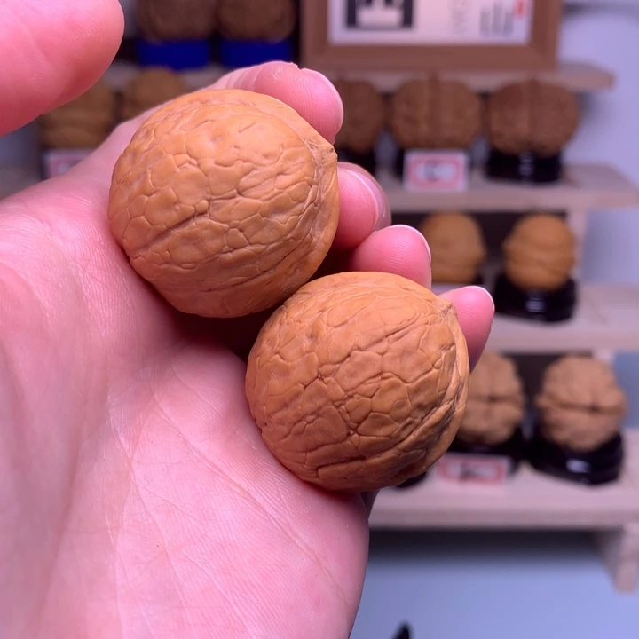 文玩核桃把件54富贵包30尺