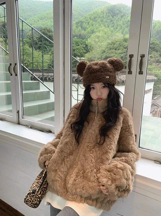暮光琥珀 冬季新款剪花工艺环保皮草立领皮毛一体保暖毛毛外套女