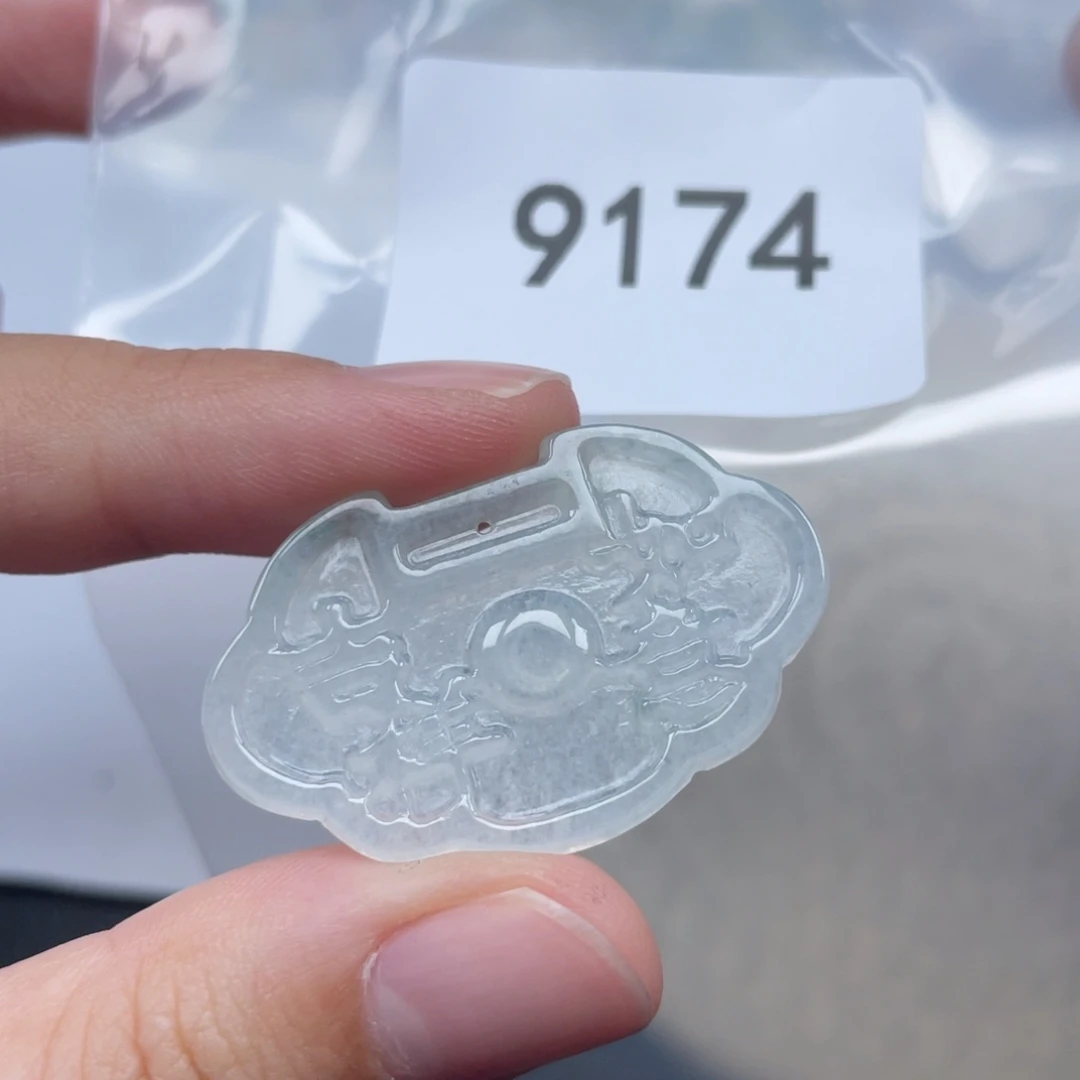 翡翠未镶嵌颈饰天然A货缅甸翡翠