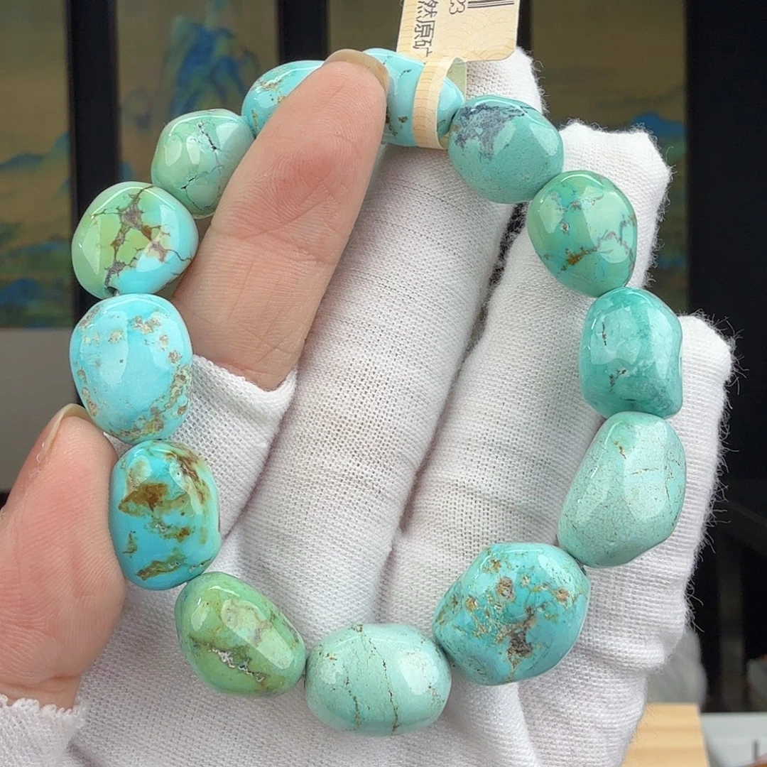 绿松石未镶嵌珠宝奇石