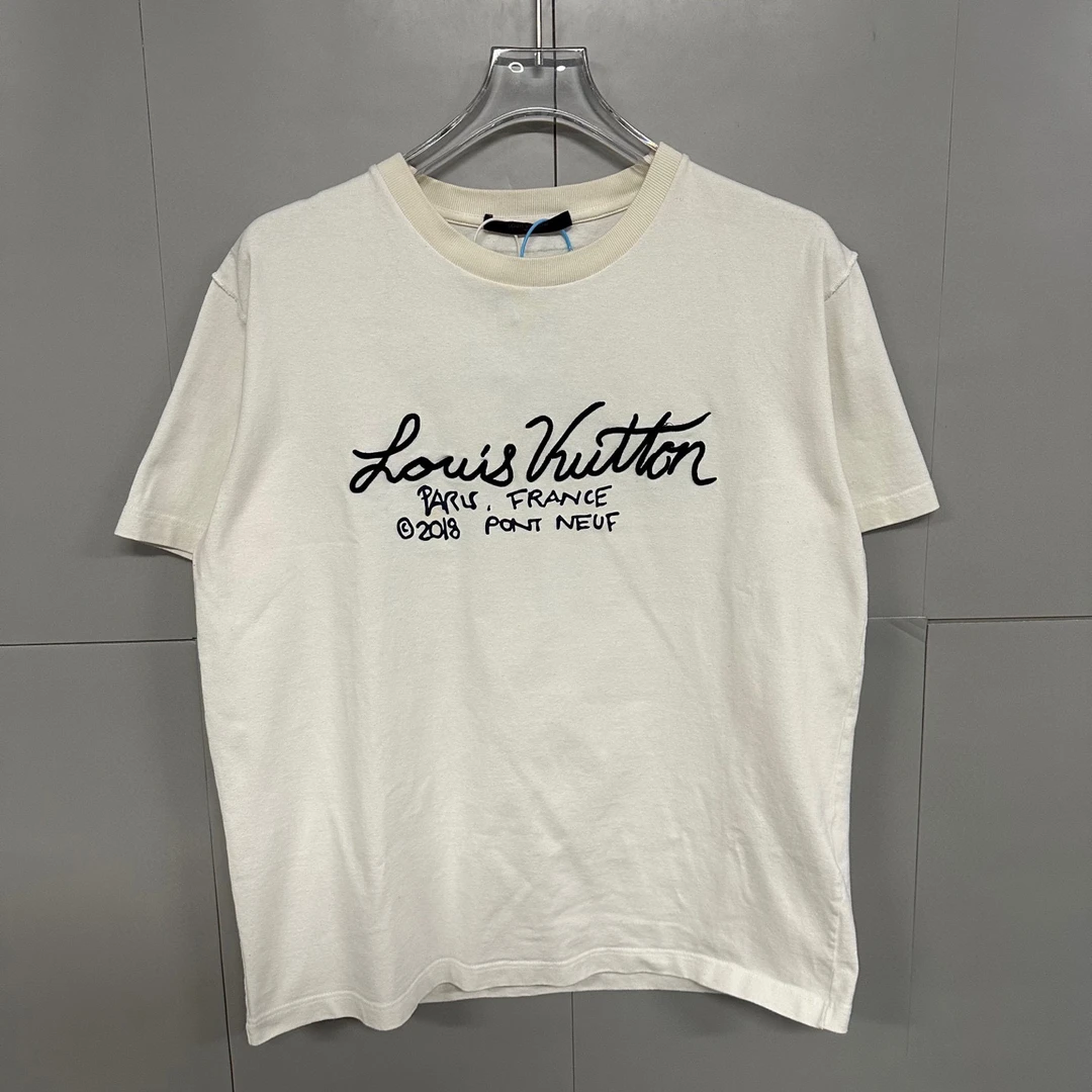 99新  LV 刺绣签字logo短袖 L码 P00801