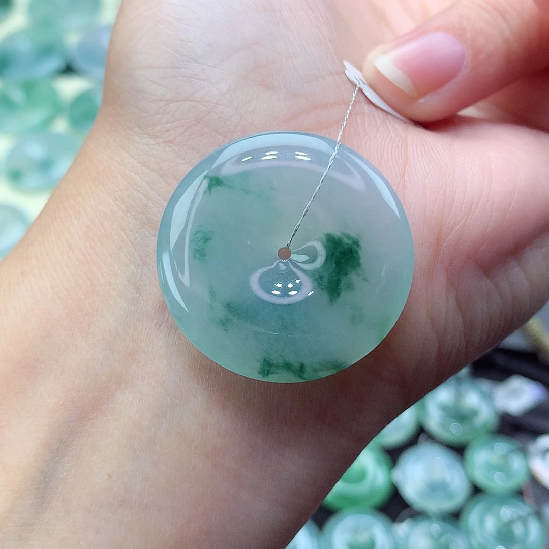 翡翠颈饰未镶嵌82尺寸30.2-5.8