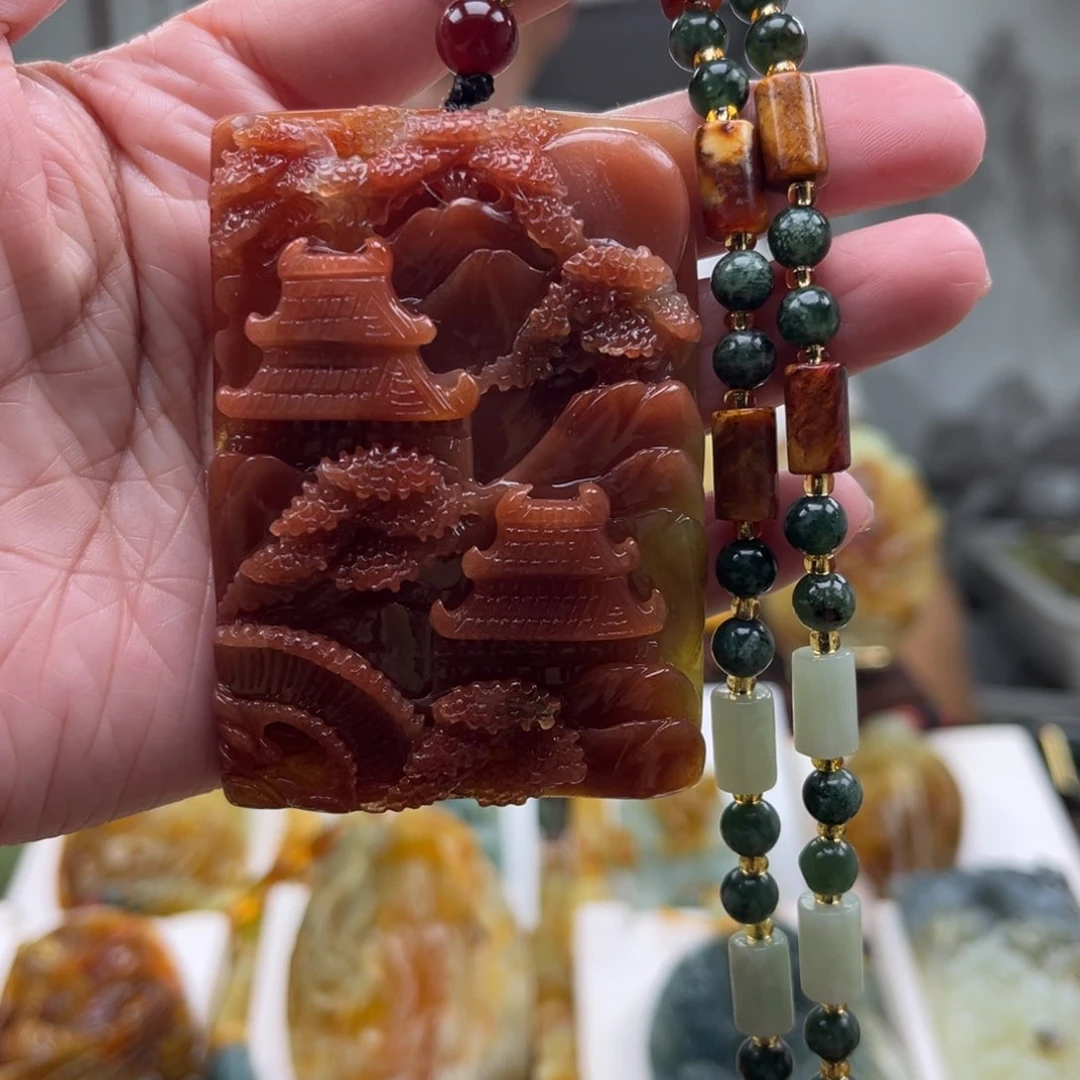 岫玉未镶嵌挂件心**佛