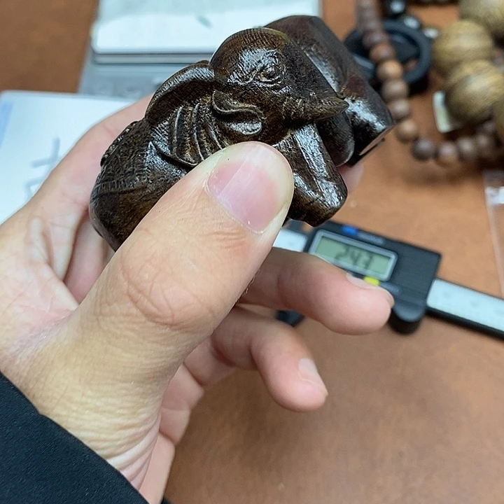 沉香沉香香囊虫漏