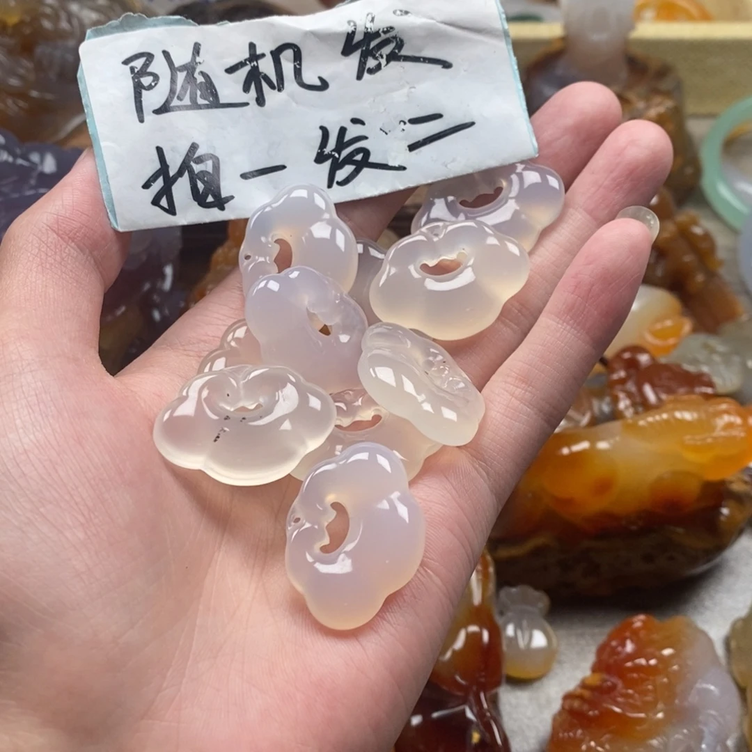 玛瑙/玉髓未镶嵌颈饰