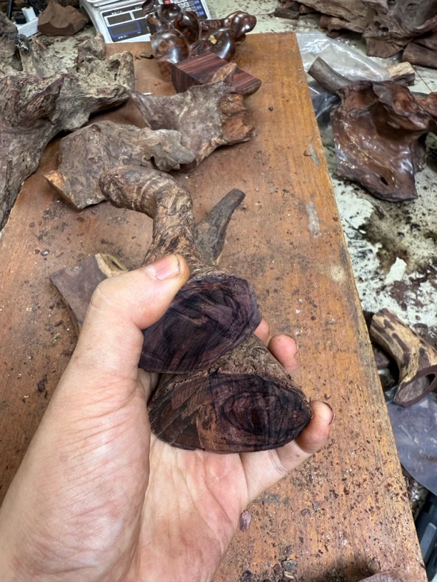 海黄原料定制2.2黑线