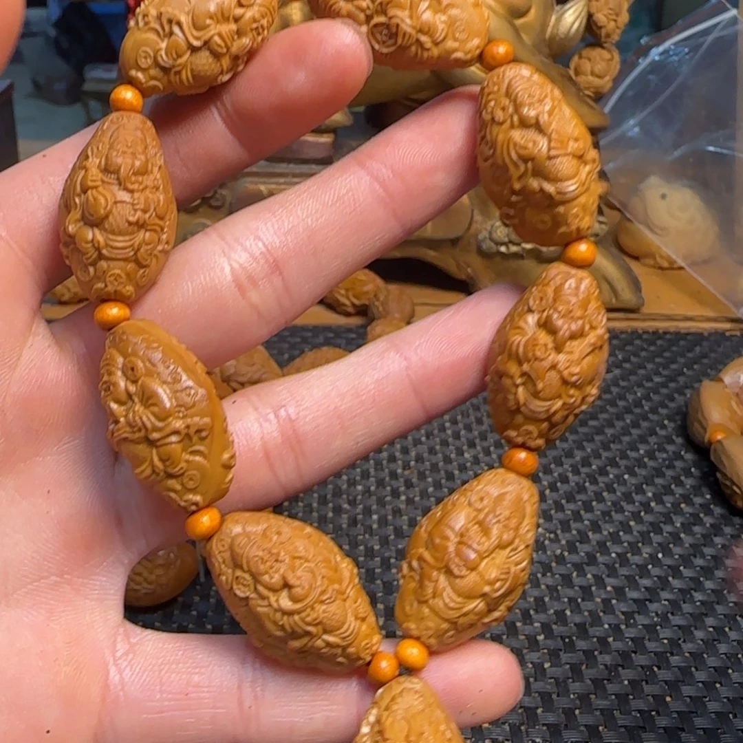 橄榄核手串/手链九龙财神