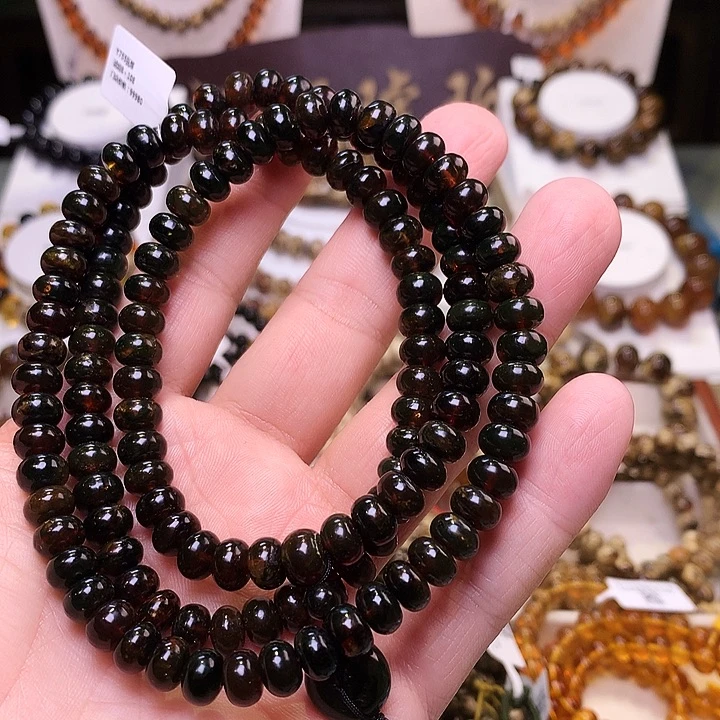 幸***淡琥珀未镶嵌裸石8+755