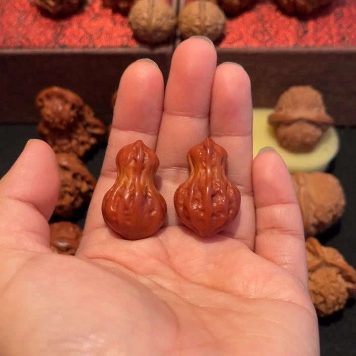 文玩核桃吊坠小花生葫芦