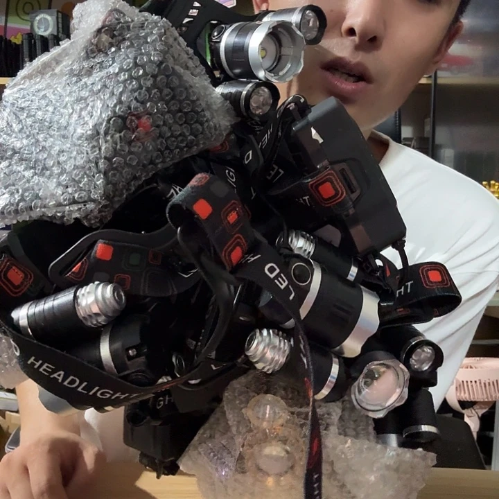 坏头灯拆配件发一个