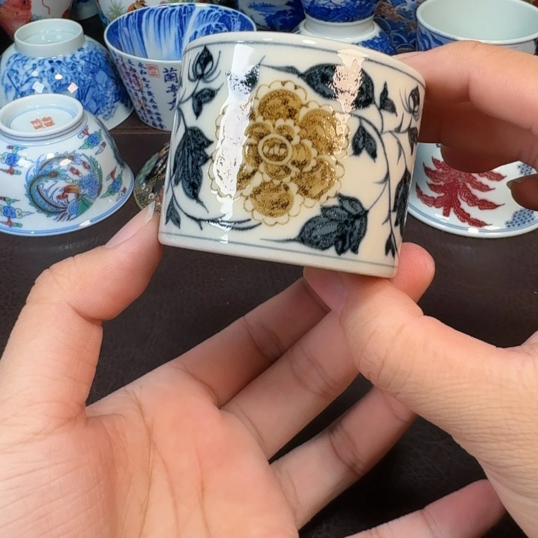 现代景德镇陶瓷杯