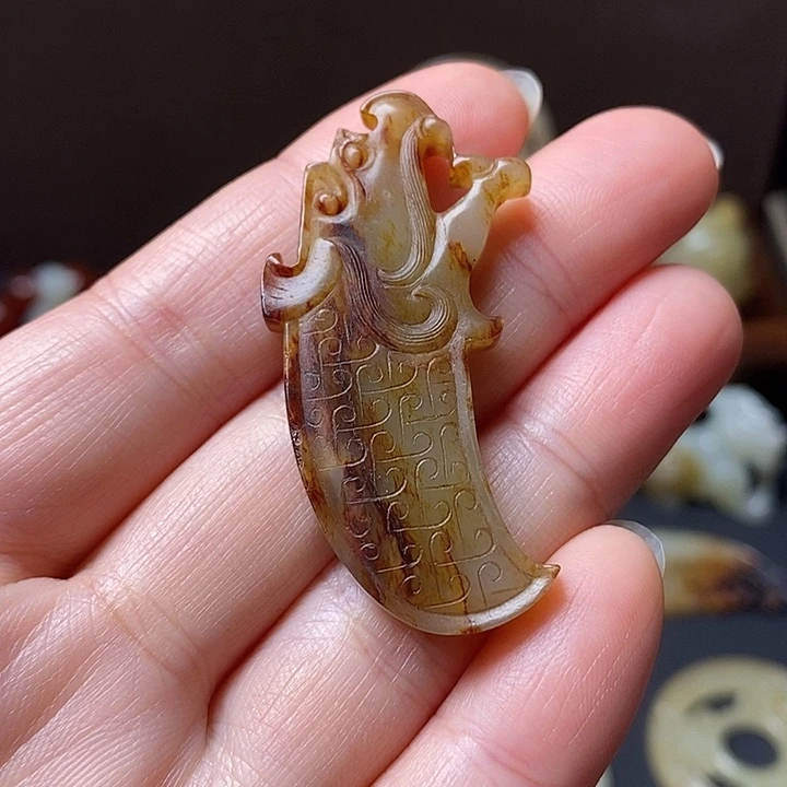 八***.和田玉（糖玉）未镶嵌挂件