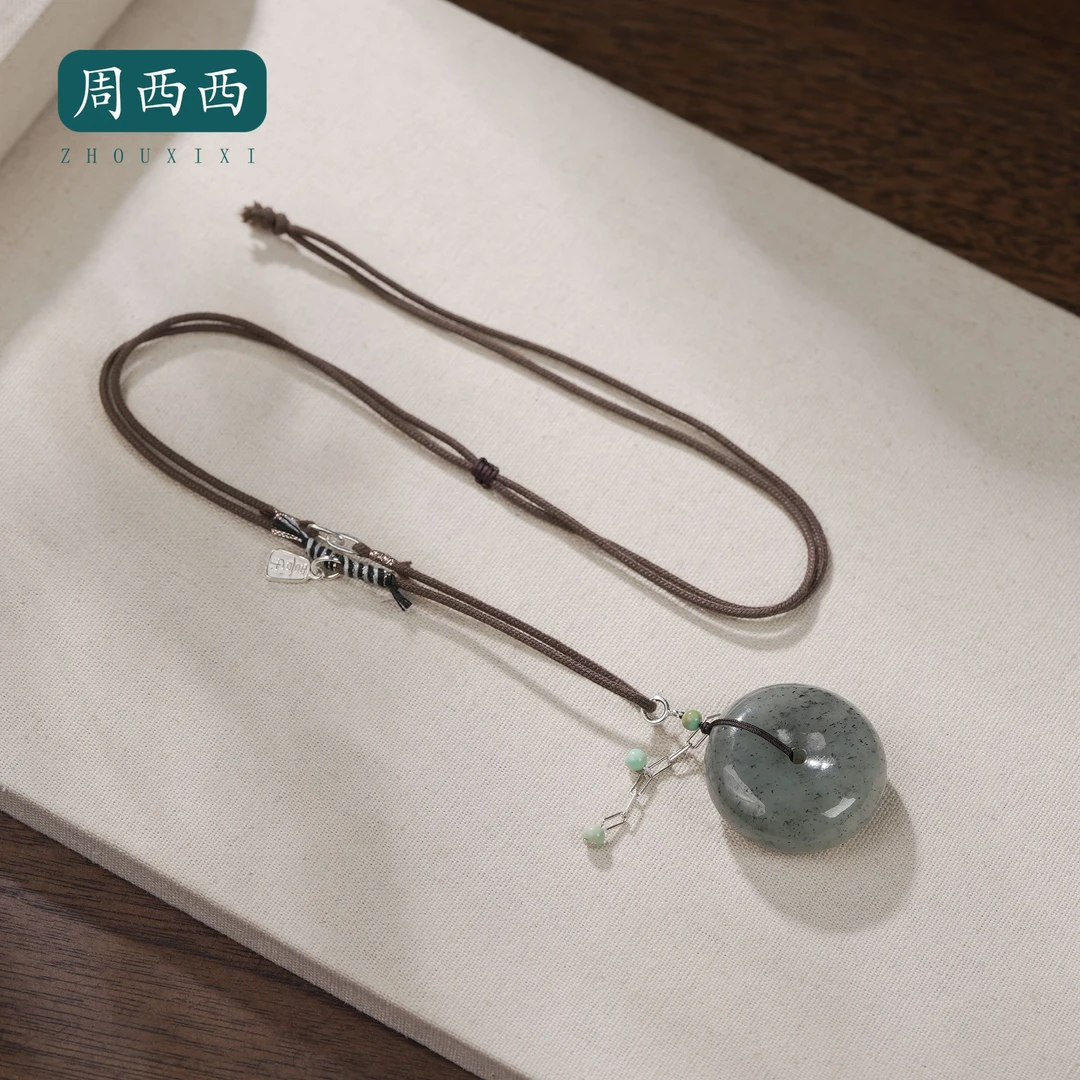 周西西精美点墨平安扣项链长3宽3高1.2百搭多样性发货19373