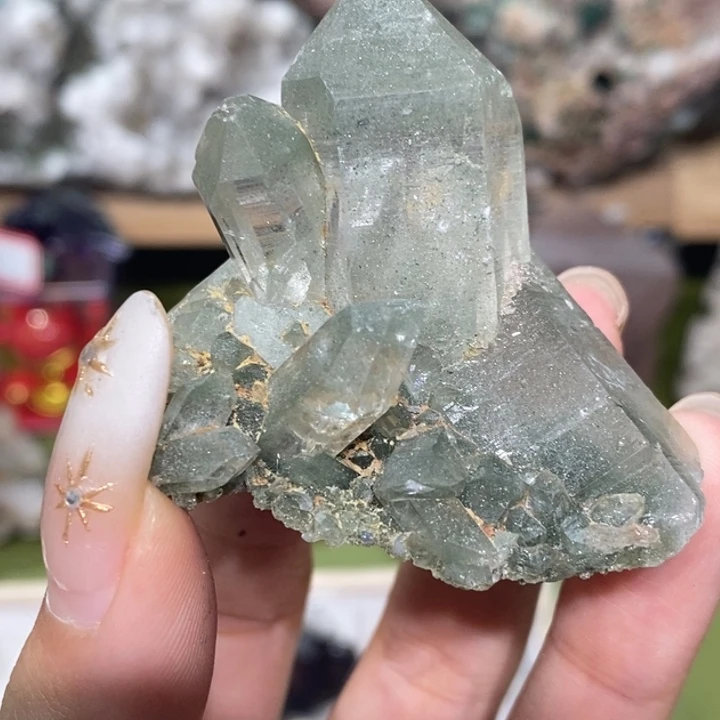 石材印度喜马拉雅水晶绿幽