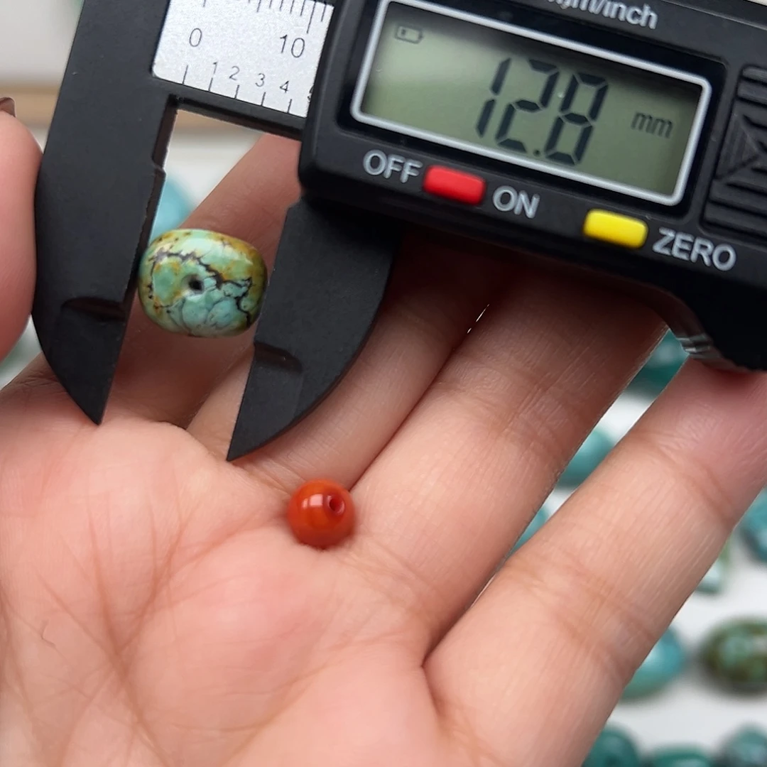 南红玛瑙未镶嵌珠宝奇石