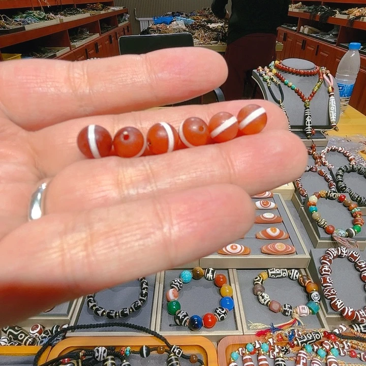 未镶嵌玛瑙/玉髓珠宝奇石