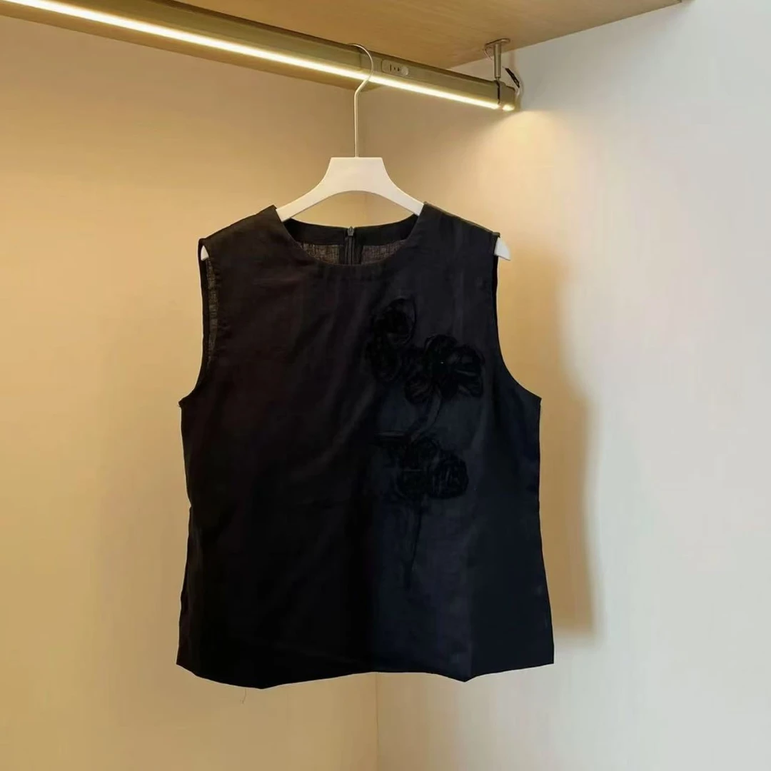 设计感圆领无袖背心女2025夏季新款圆领漂亮通勤小衫显瘦气质时尚