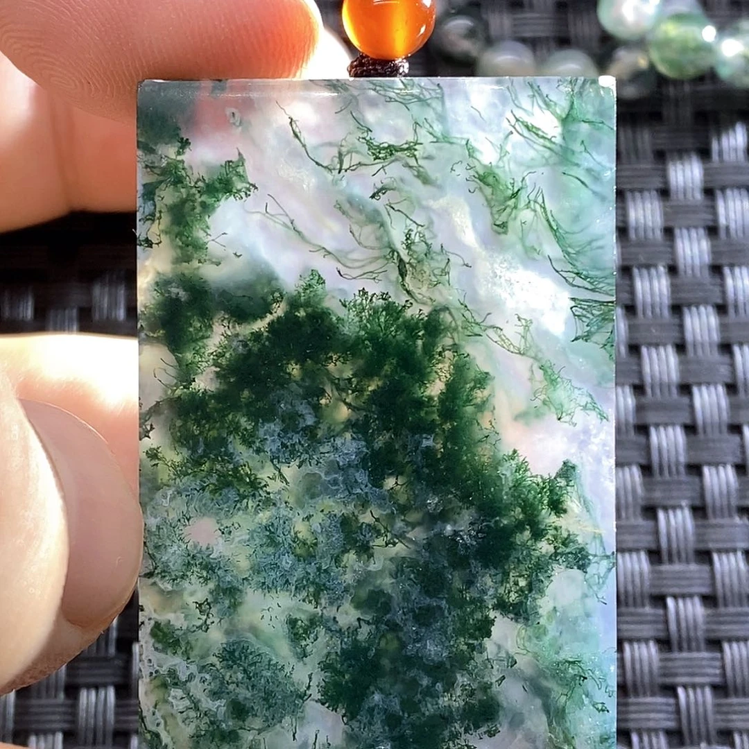 玛瑙/玉髓颈饰未镶嵌流***水