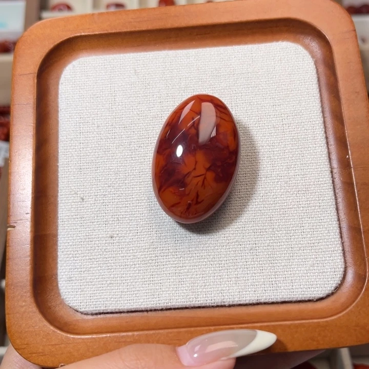 南红玛瑙未镶嵌颈饰原矿南红满肉柿子红带牛血火焰蛋面吊坠