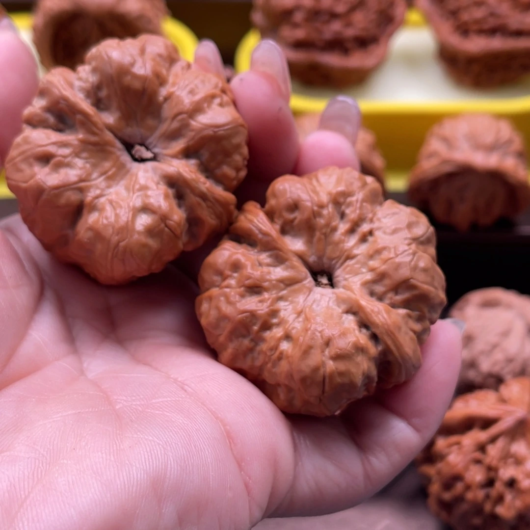 文玩核桃吊坠田*聚宝盆的设计也很好看呢