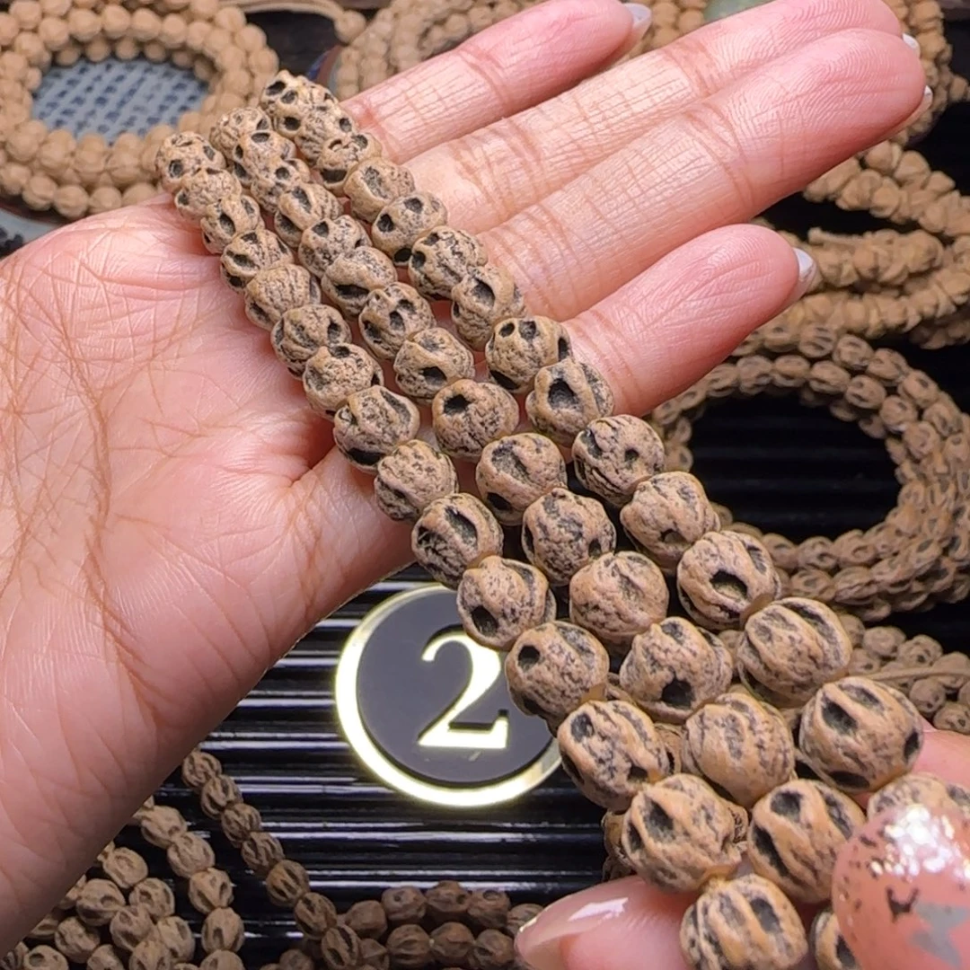 行***止柏香籽/百香籽吊坠