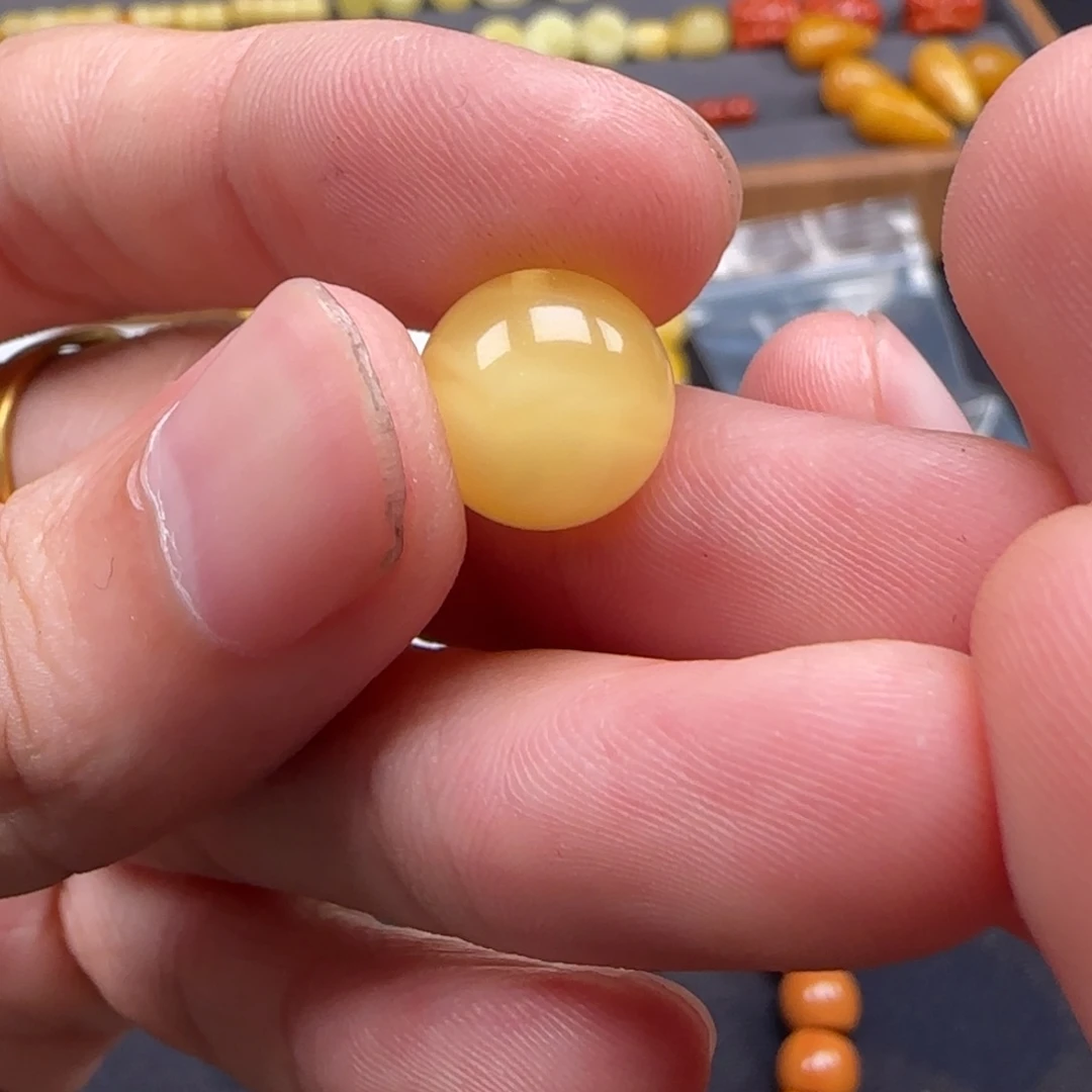 蜜蜡裸石未镶嵌天然a17