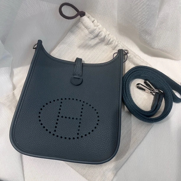 99新 Hermes/爱马仕 爱马仕伊芙琳卢俊绿迷你斜挎包