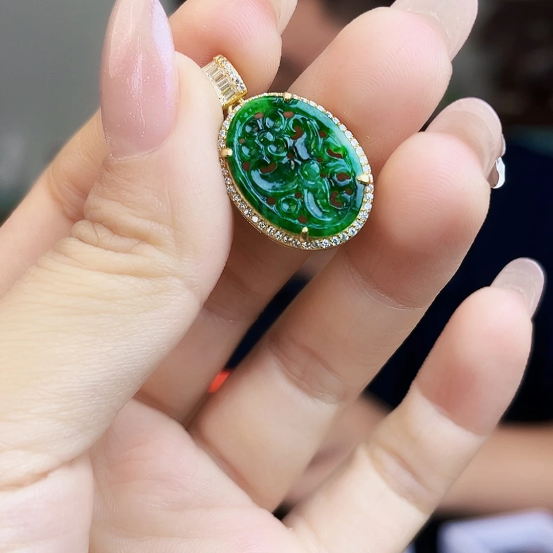 翡翠银S925镶嵌颈饰多样性