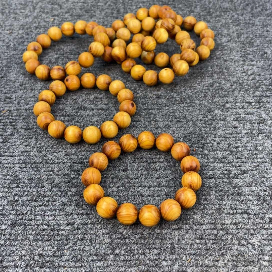 柏木（崖柏）太行崖柏，1.5对眼，特殊稀缺