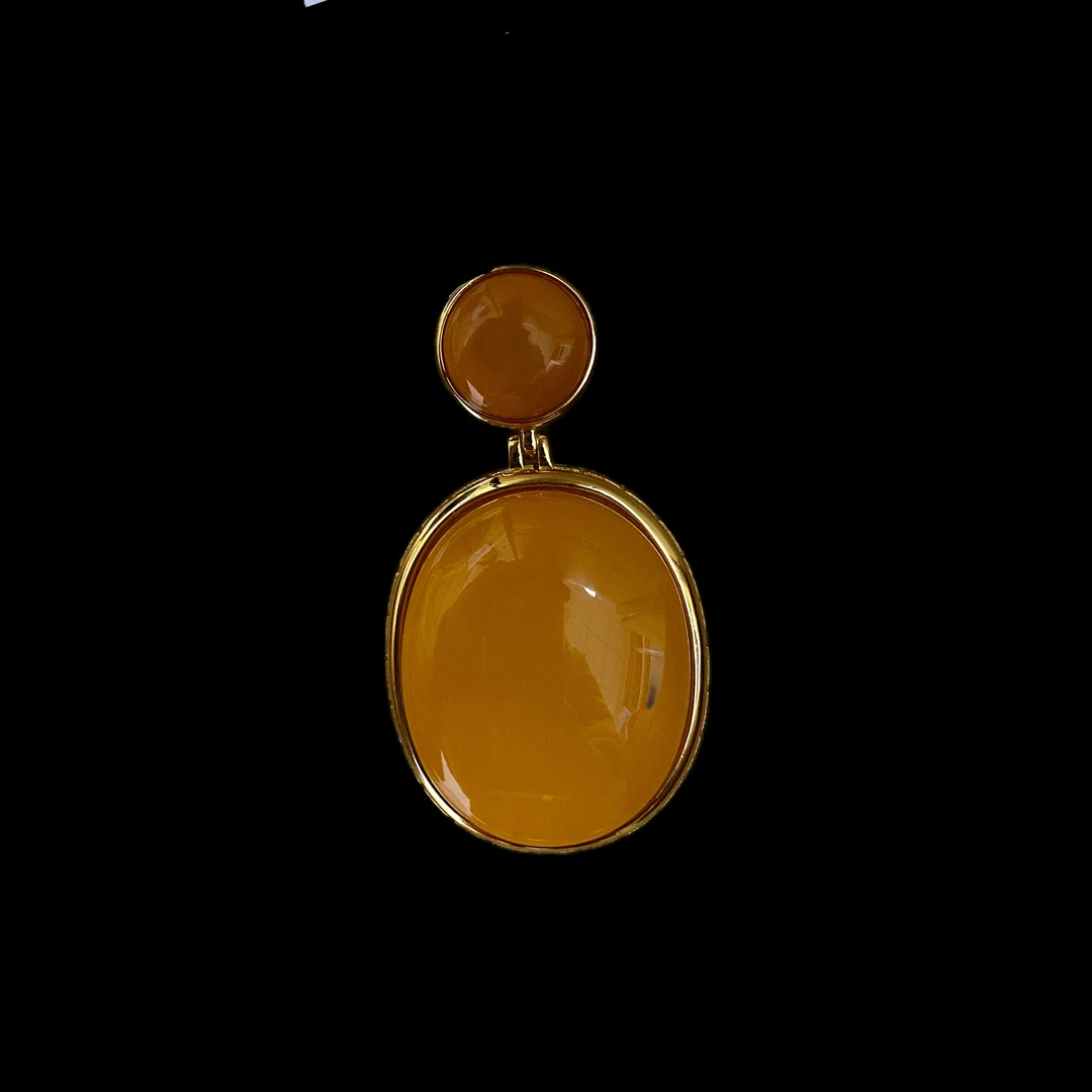 V7484蜜蜡吊坠（多样性，发一）