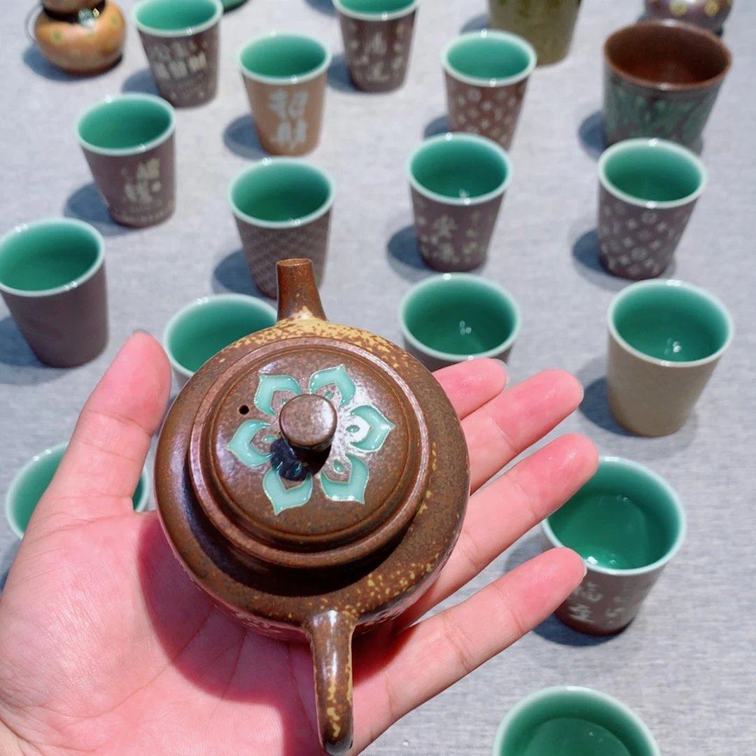 慕***.龙泉青瓷茶具茶壶