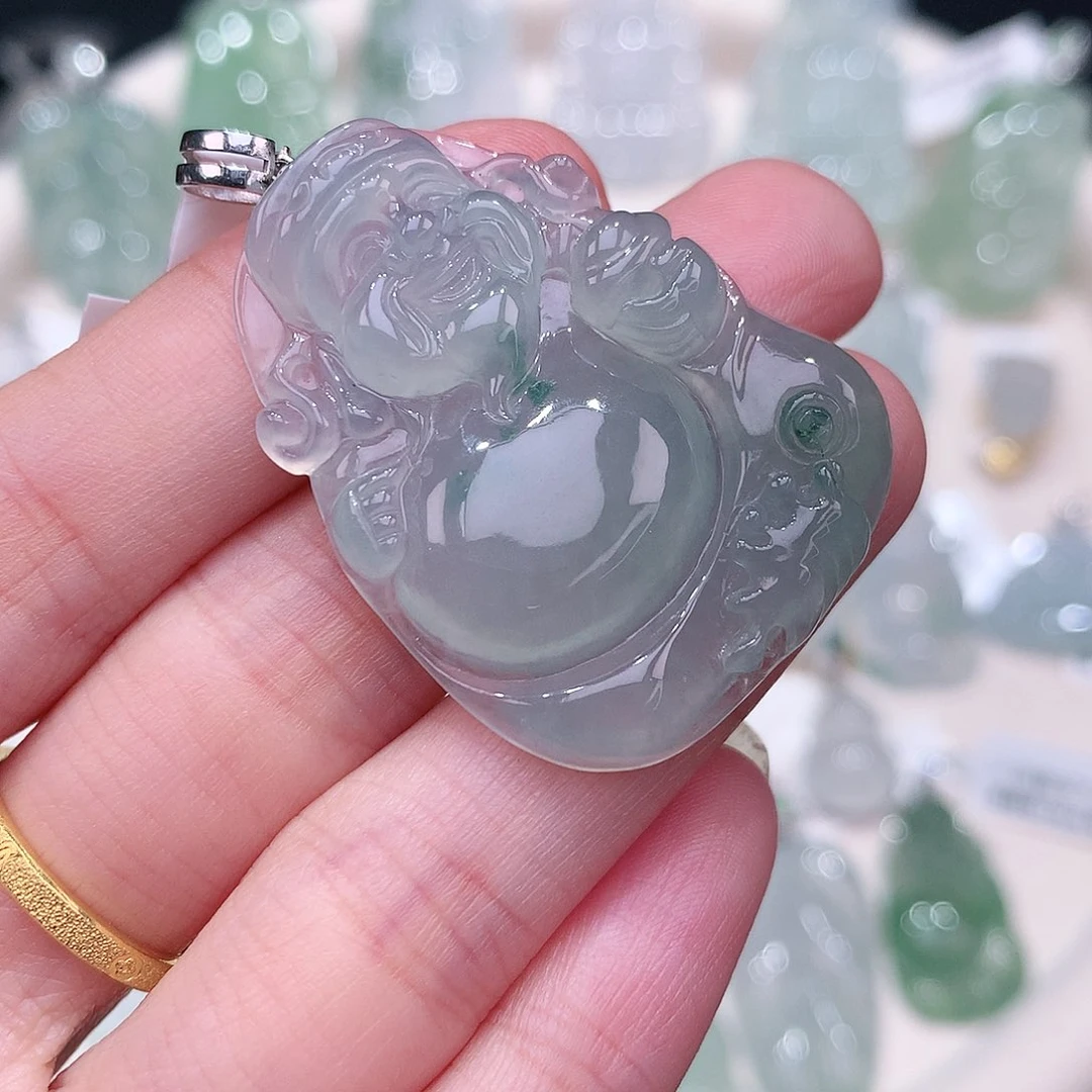 颈饰18K金镶嵌翡翠37.2-28.3-5.6