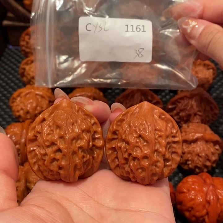 把件文玩核桃精品白蛇骨38