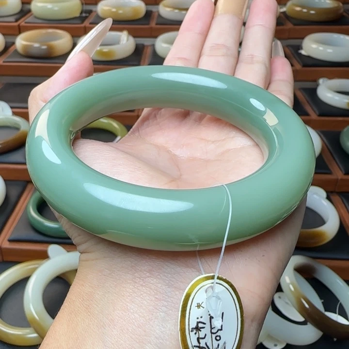 和田玉未镶嵌手镯粉青大胖圆61.6