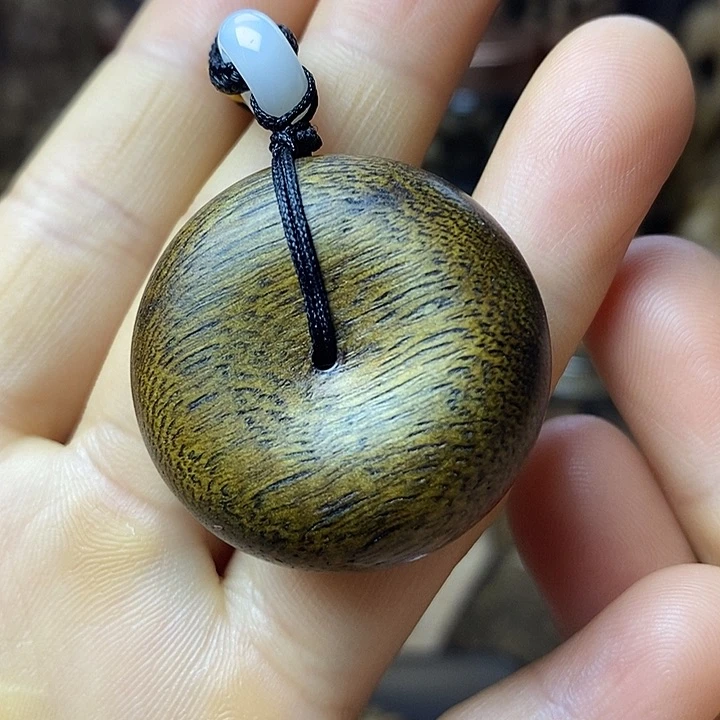 沉香碎屑沉香加里曼丹平安扣5克