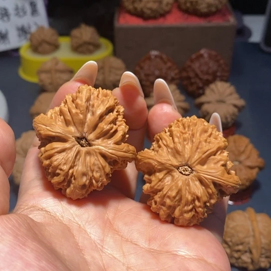 把件文玩核桃南疆石41尺