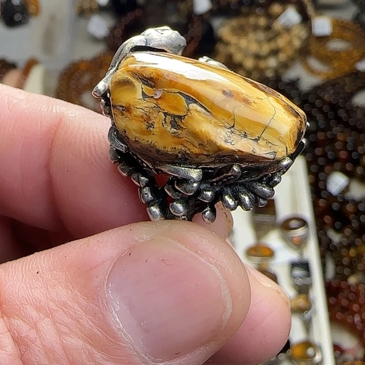 旅***行琥珀未镶嵌颈饰抚顺花珀戒指