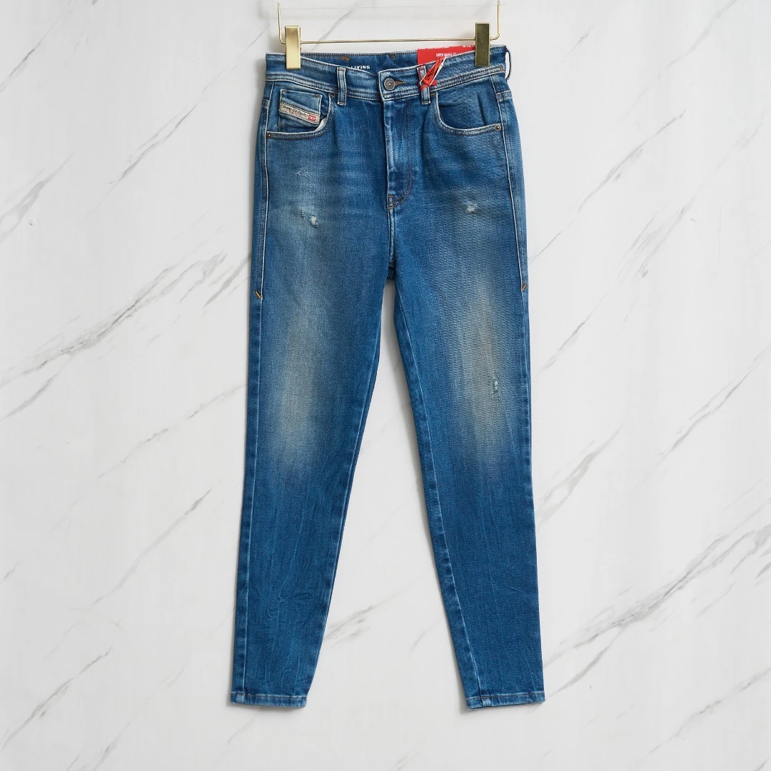 全新未使用/Diesel女士字母徽标修身牛仔裤DSGP00106