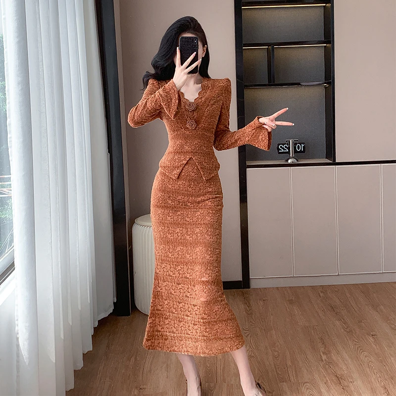 港风复古时尚气质喇叭袖V领蕾丝鱼尾连衣裙两件套高级洋气晚礼服