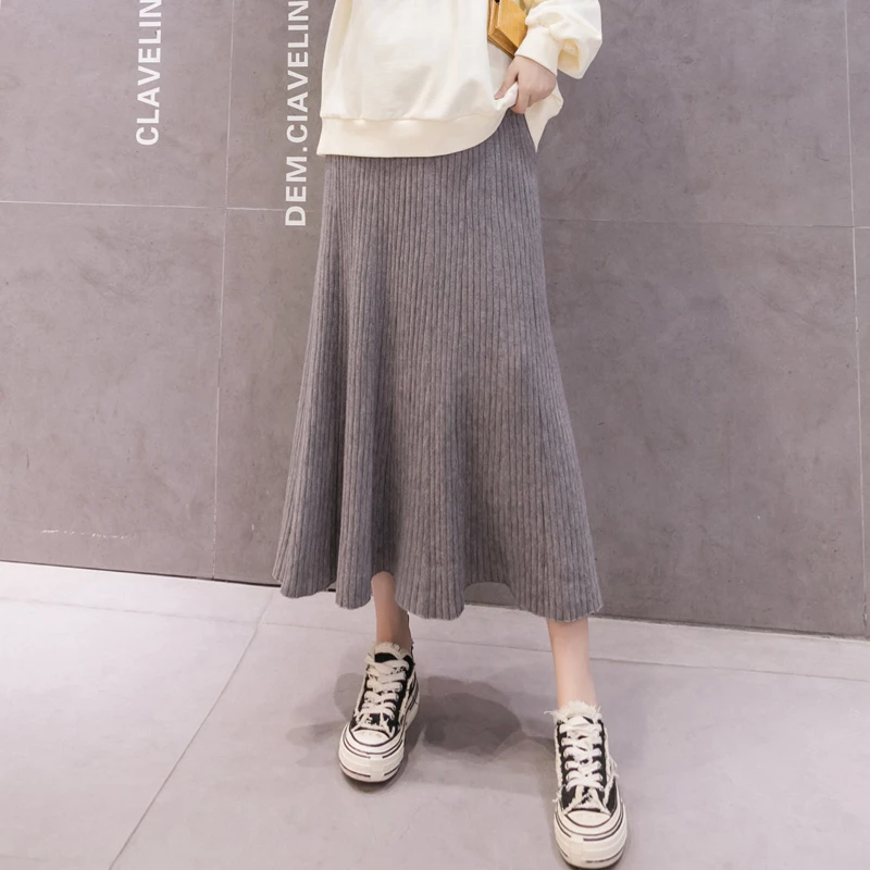 时髦孕妇秋冬时尚款针织托腹半身裙潮妈外穿显瘦高腰大摆A字裙女