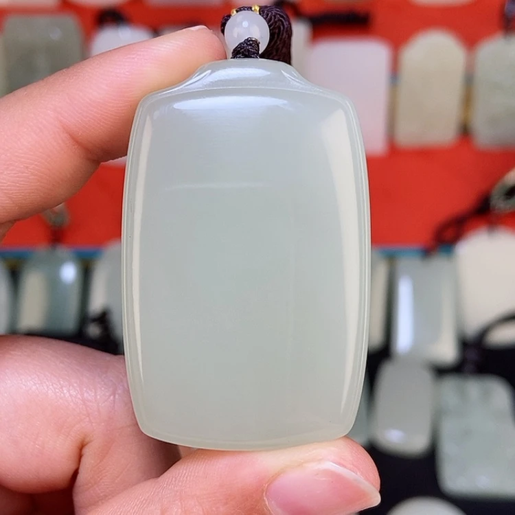 【闪购商品】颈饰未镶嵌和田玉